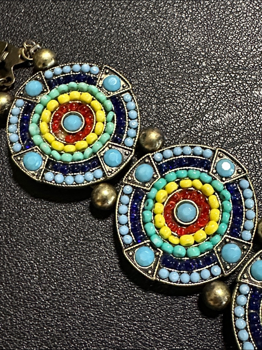 Bronze Tone Medallion Style Multicolored Bead Inlay Bracelet - Picture 5 of 16